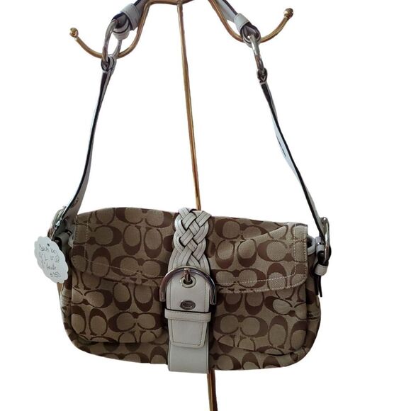 Authentic Vintage Coach logo bag - Picture 2 of 5